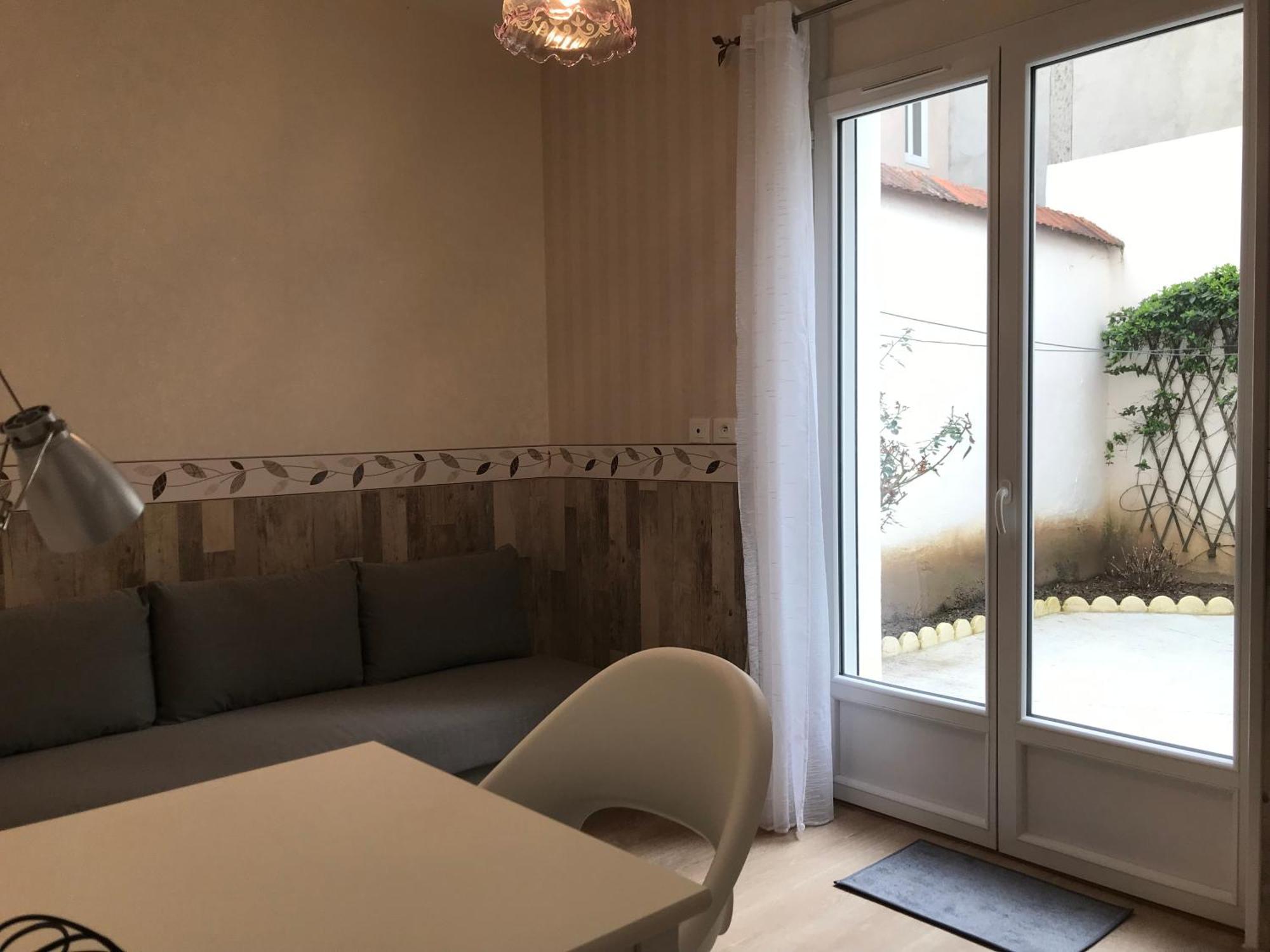 Le Mombrun - Parking Prive - Hypercentre - Patio Interieur Vichy Exterior foto